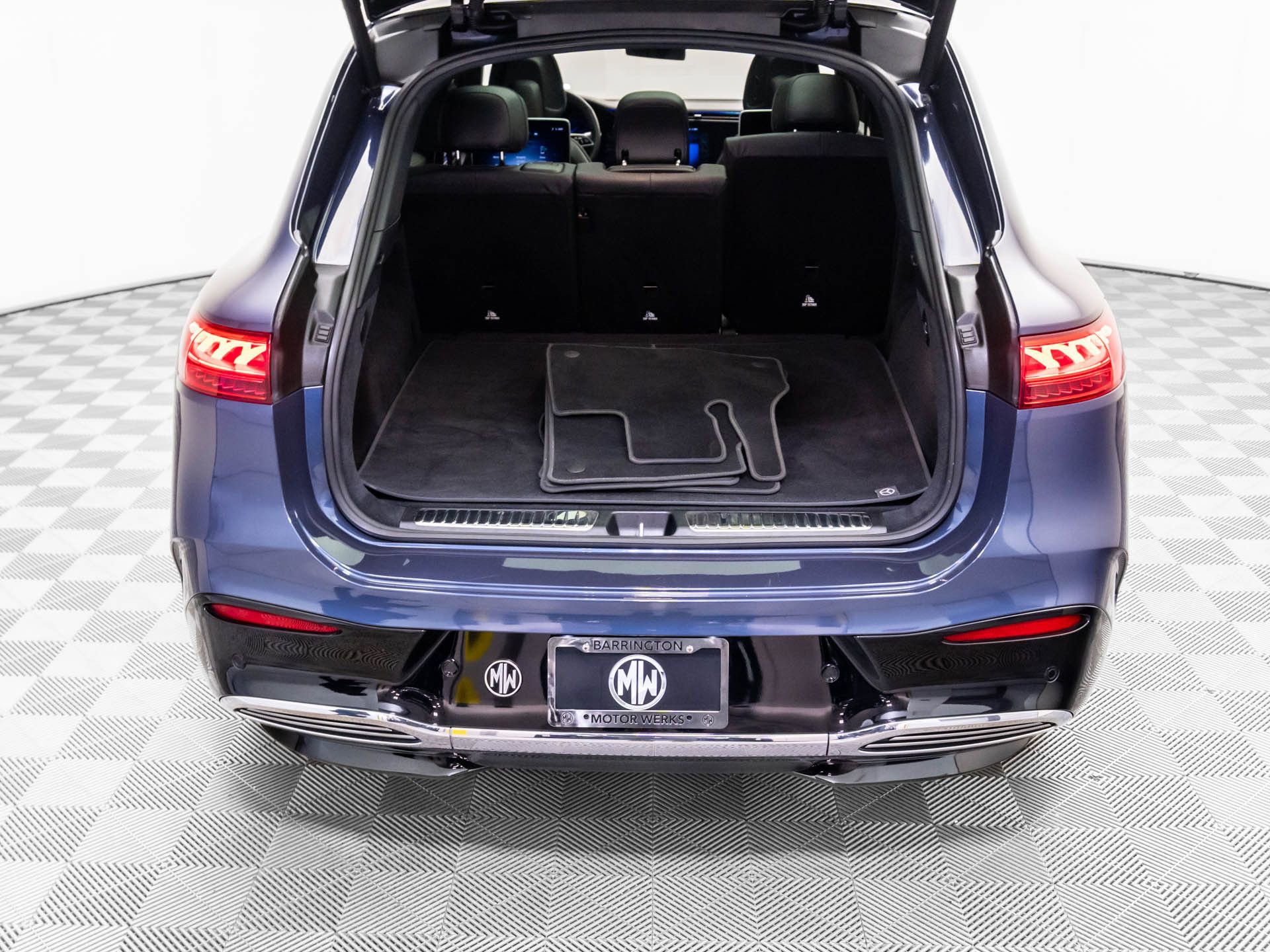 Certified 2023 Mercedes-Benz EQS 580 4MATIC SUV image 39