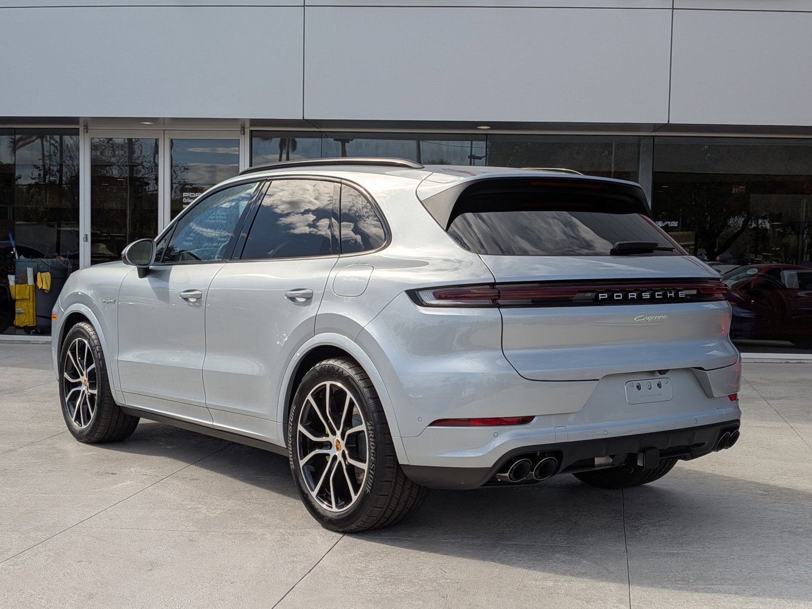 New 2026 Porsche Cayenne E-Hybrid image 3