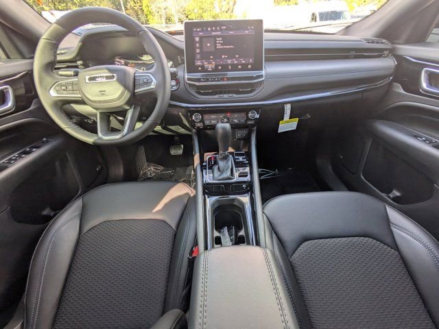 New 2026 Jeep Compass Latitude w/ Sun and Sound Group image 13