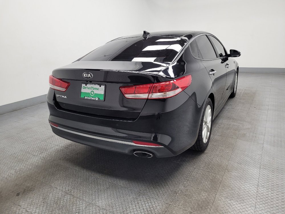 Used 2018 Kia Optima LX w/ 17" Alloy Wheels Package image 9