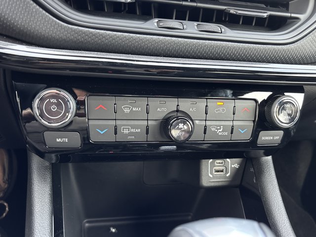New 2026 Jeep Compass Limited AWD/4WD image 31