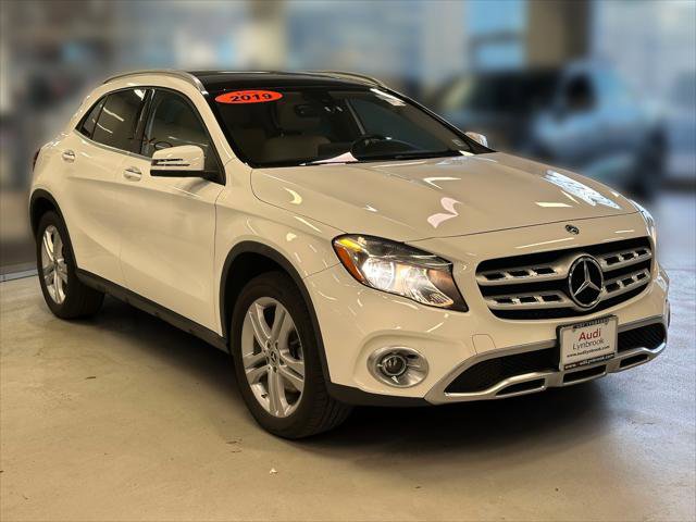 Used 2019 Mercedes-Benz GLA 250 4MATIC image 3