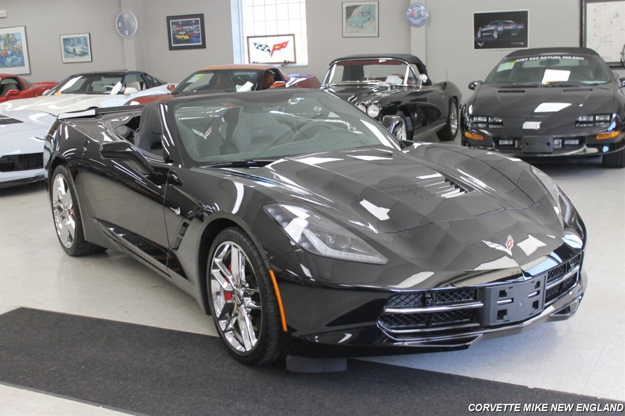 Used 2016 Chevrolet Corvette Stingray Convertible w/ 2LT Preferred Equipment Group RWD image 13