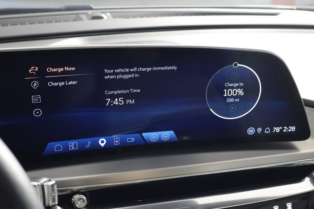 Used 2024 Cadillac Lyriq Luxury RWD image 34