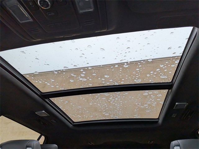 Certified 2023 Cadillac Escalade V w/ LPO, ONYX Package image 18