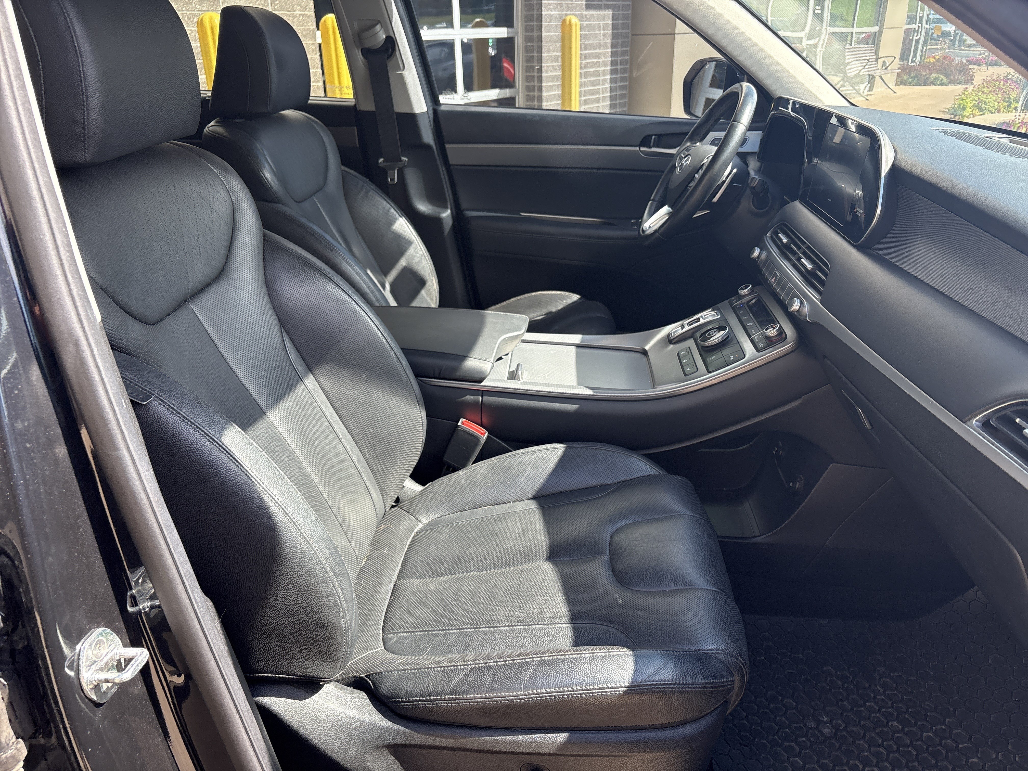 Used 2020 Hyundai Palisade SEL w/ Premium Package FWD image 14