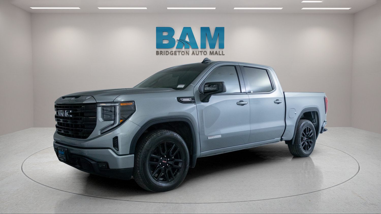 Used 2025 GMC Sierra 1500 Elevation RWD image 3
