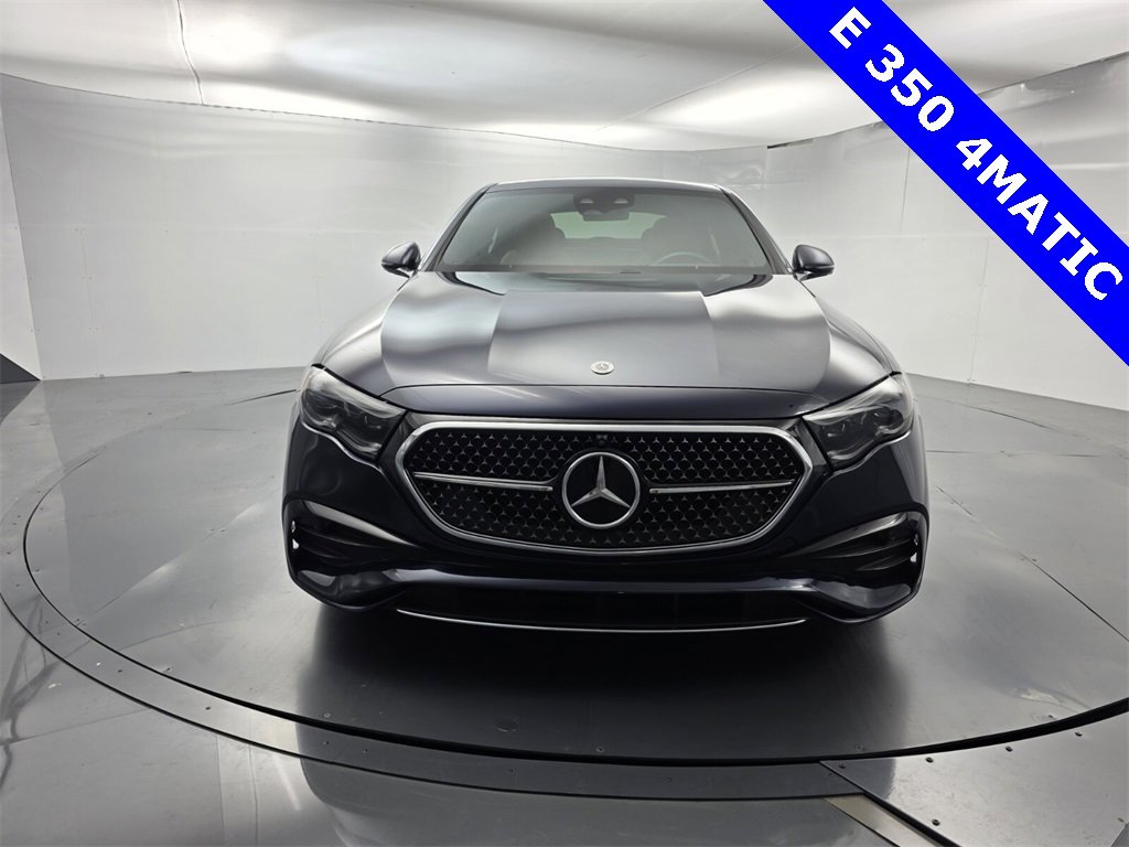 Used 2024 Mercedes-Benz E 350 4MATIC Sedan image 2