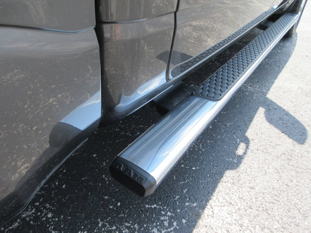 Used 2020 RAM 1500 Big Horn AWD/4WD image 12