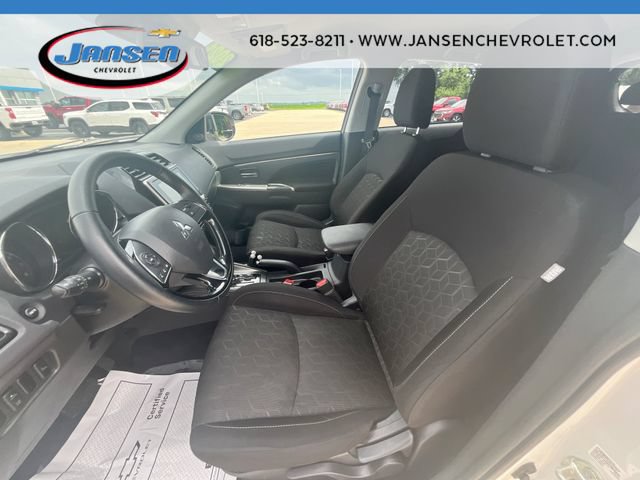 Used 2021 Mitsubishi Outlander Sport SE AWD/4WD image 19