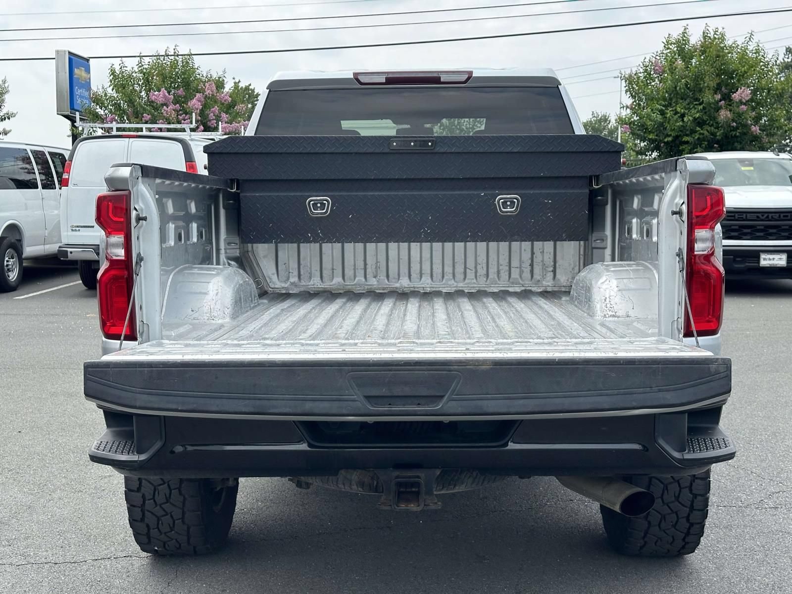 Used 2020 Chevrolet Silverado 2500 Custom w/ Custom Value Package AWD/4WD image 26