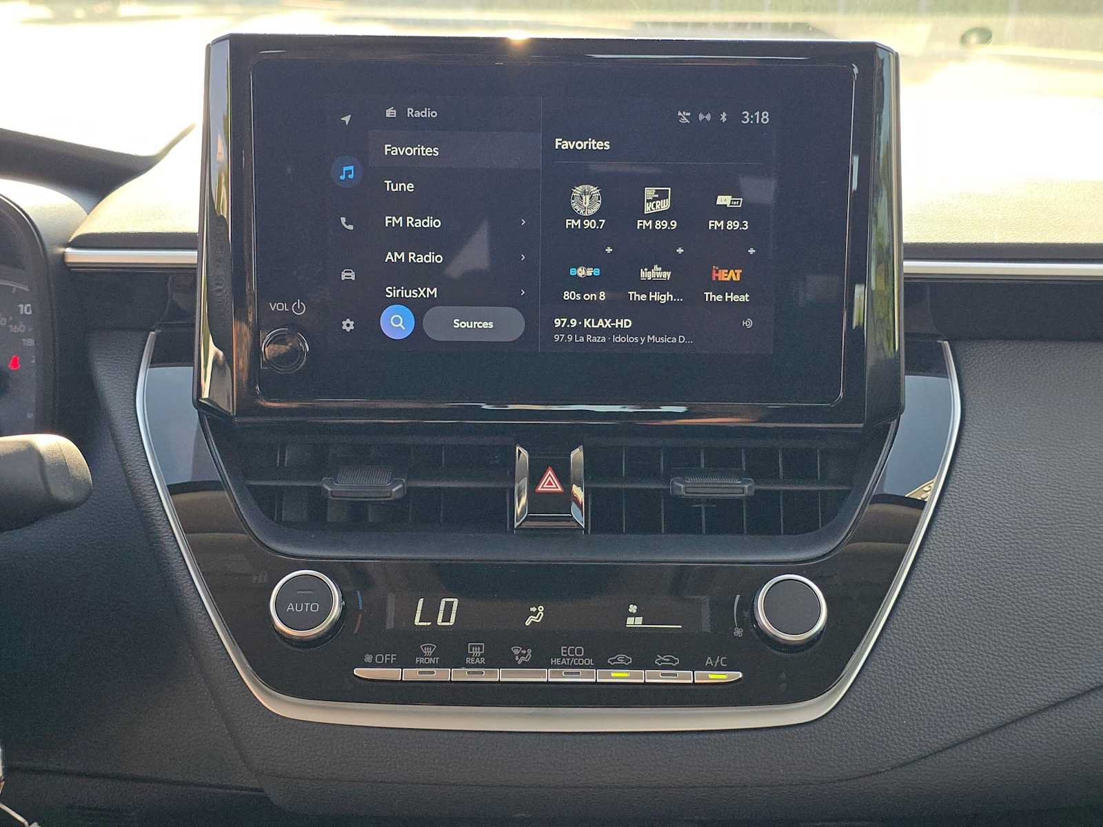 Certified 2025 Toyota Corolla LE FWD image 26