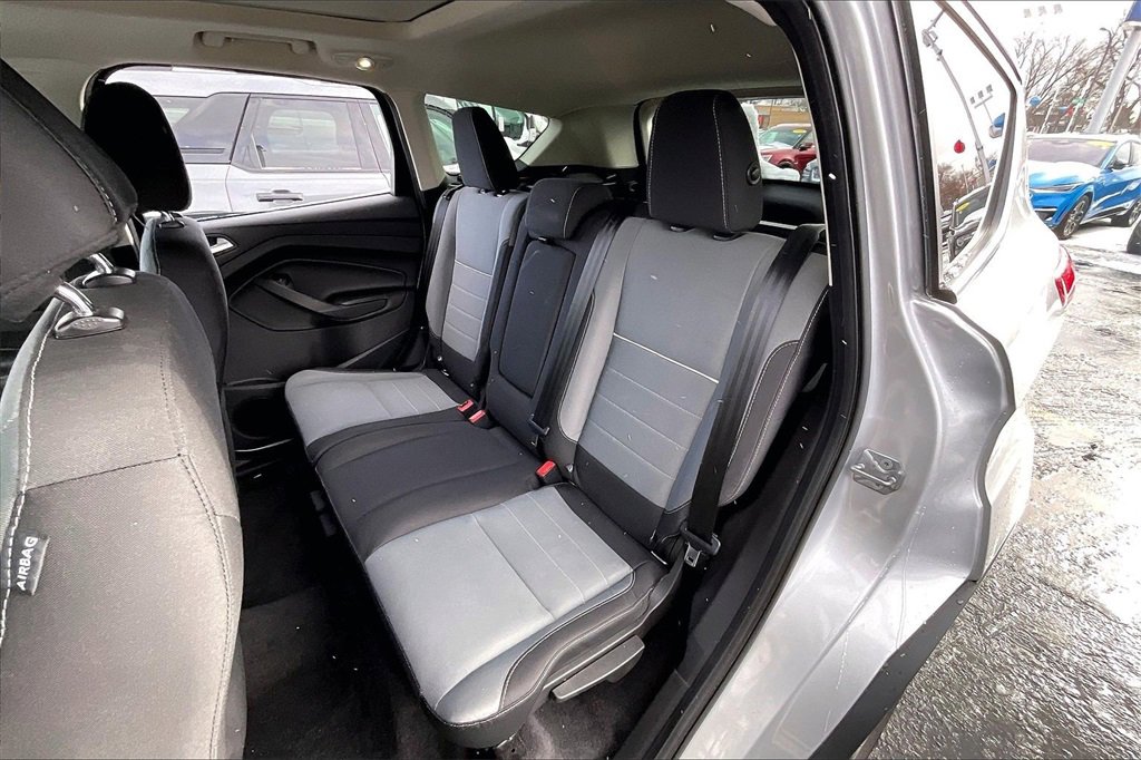 Used 2015 Ford Escape SE image 24
