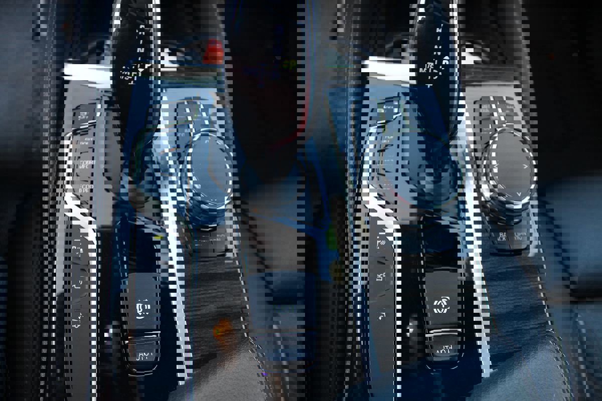 Used 2018 BMW 640i Gran Turismo xDrive image 36