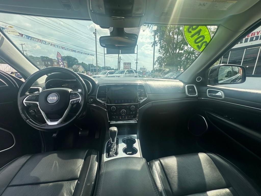 Used 2019 Jeep Grand Cherokee Summit w/ Platinum Series Group AWD/4WD image 28