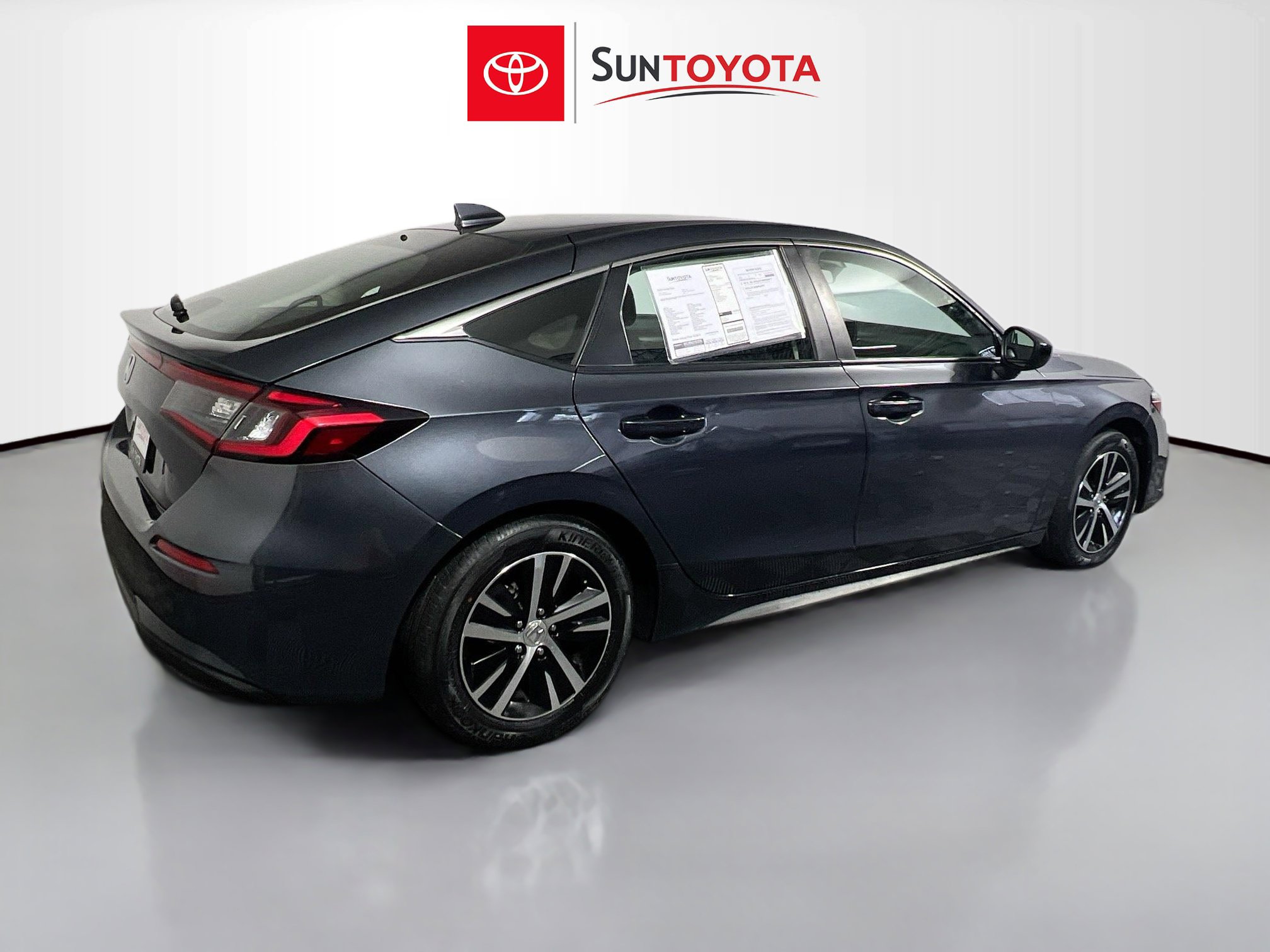 Used 2023 Honda Civic LX image 4