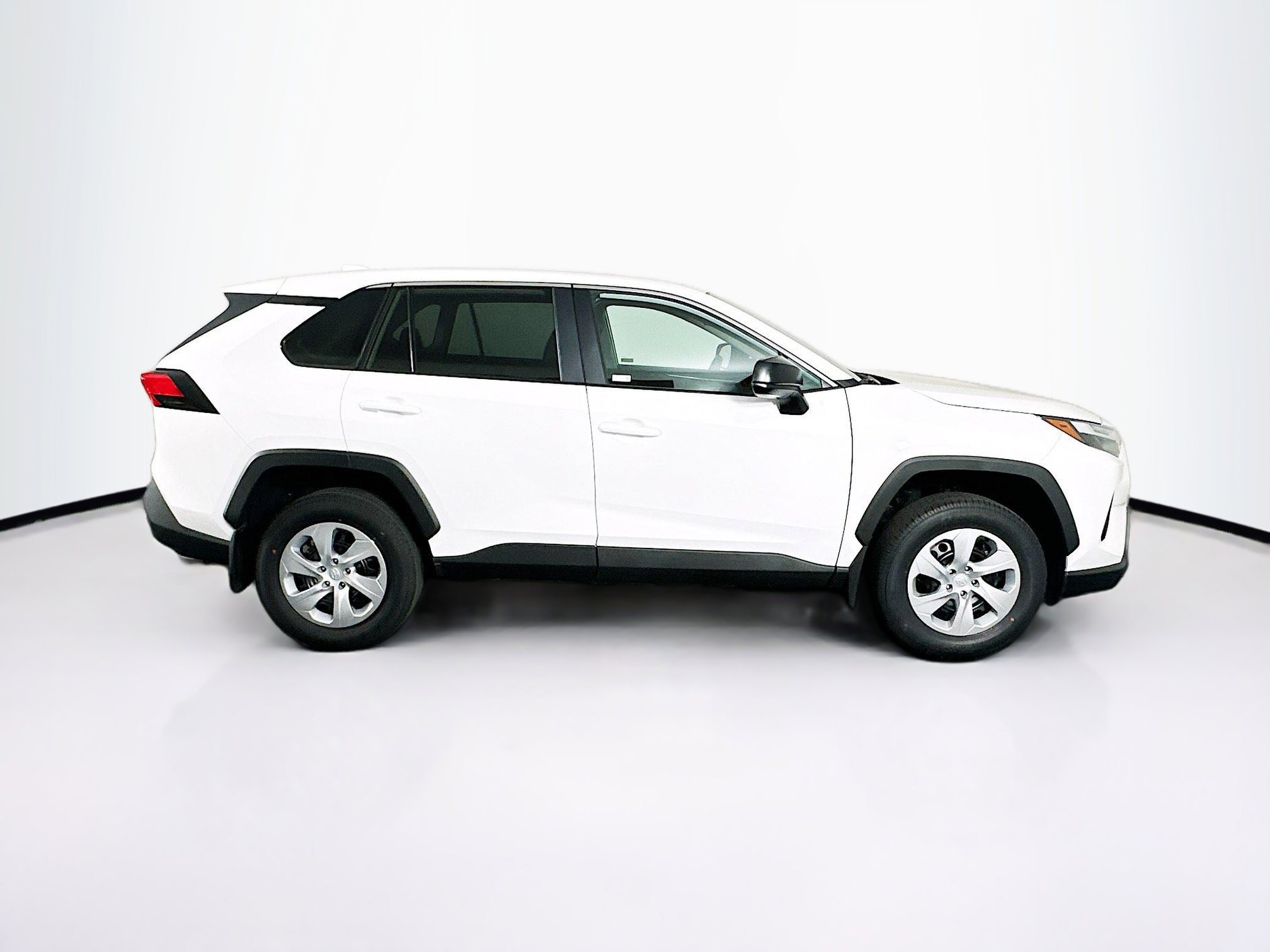 Used 2025 Toyota RAV4 LE image 10