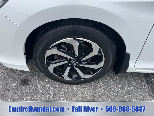 Used 2016 Honda Accord EX-L image 11