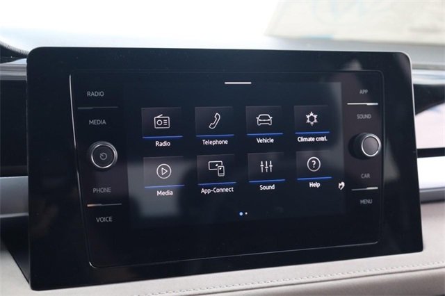 New 2025 Volkswagen Taos SE image 11