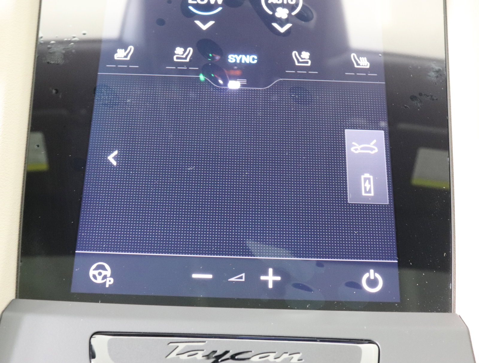 Used 2025 Porsche Taycan image 34