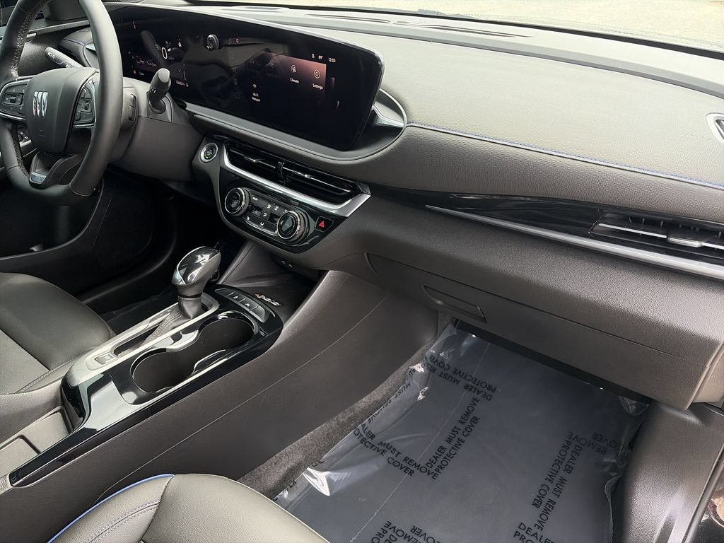 Used 2024 Buick Envista Sport Touring w/ Convenience I Package FWD image 32