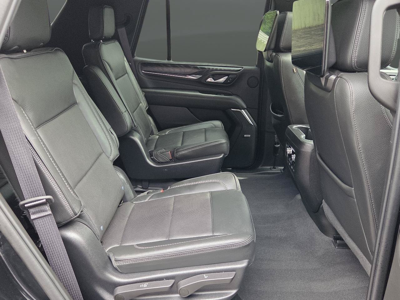 Used 2023 GMC Yukon Denali w/ Max Trailering Package AWD/4WD image 17