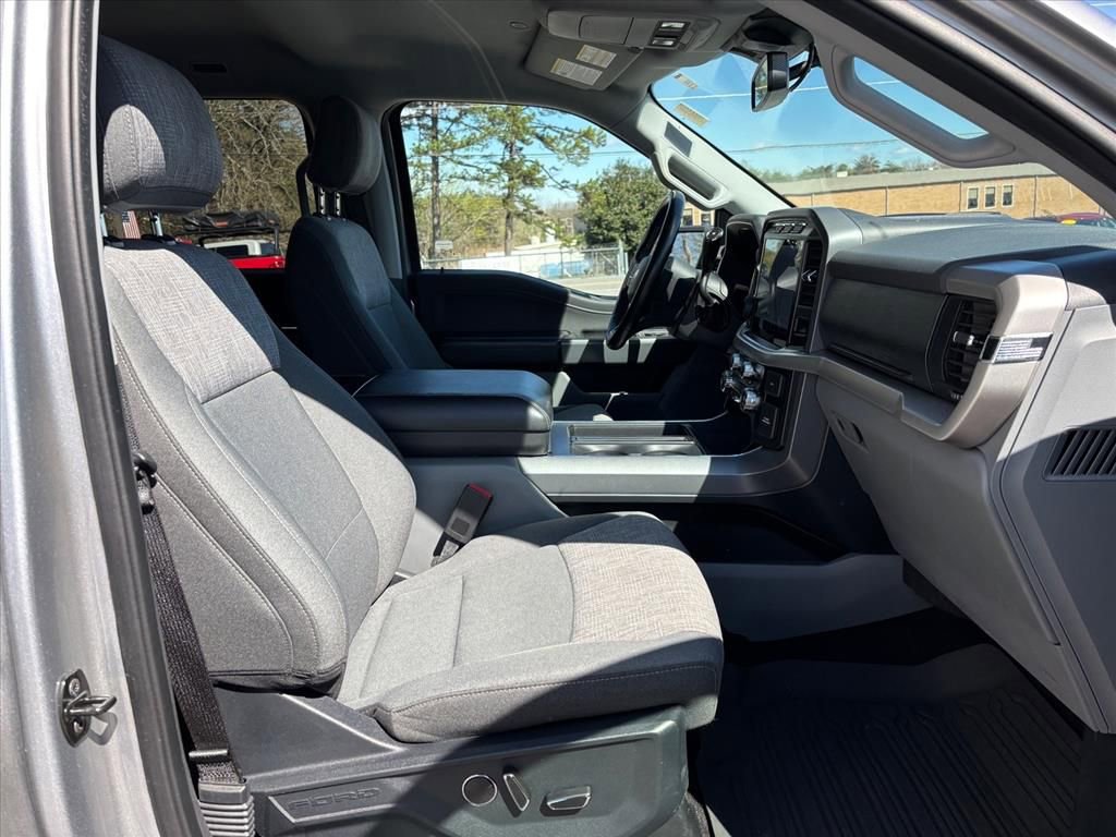 Used 2021 Ford F150 XLT w/ Equipment Group 302A High image 13