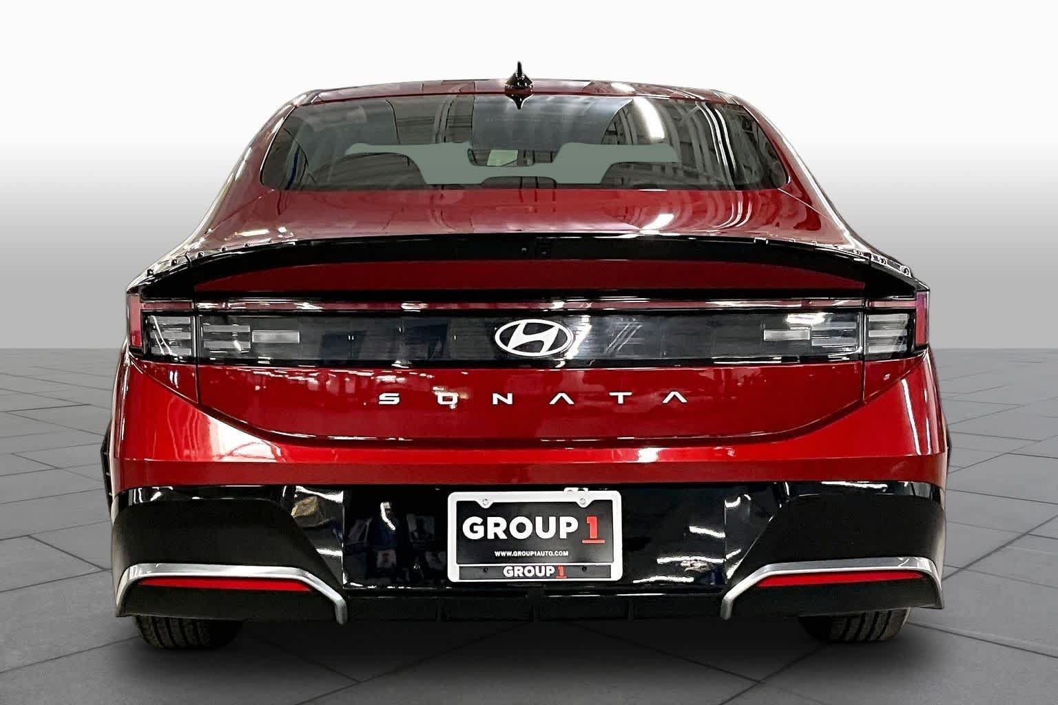 Used 2025 Hyundai Sonata SEL FWD image 5