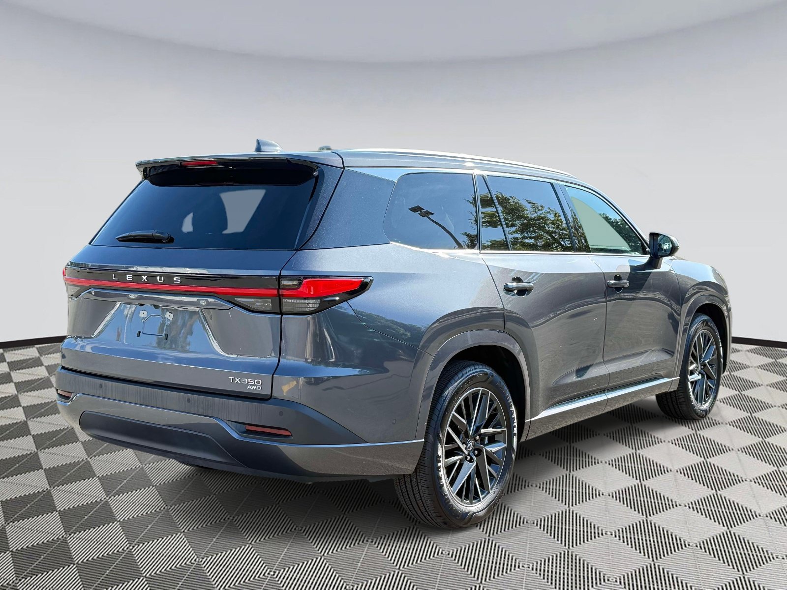 Used 2025 Lexus TX 350 AWD w/ Technology Package image 2