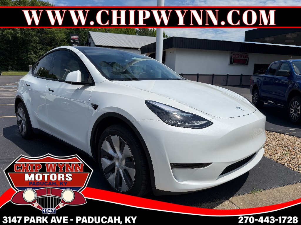 Used 2024 Tesla Model Y Long Range AWD/4WD image 1