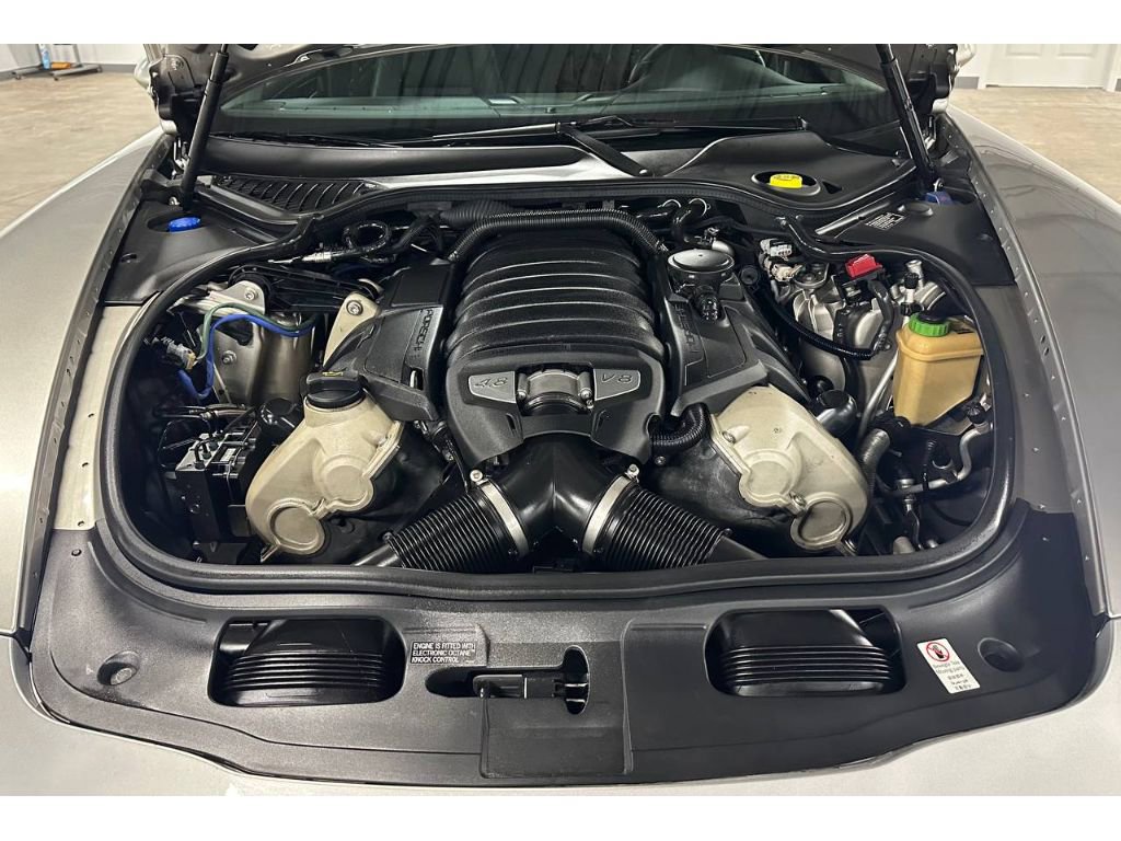Used 2012 Porsche Panamera S image 4