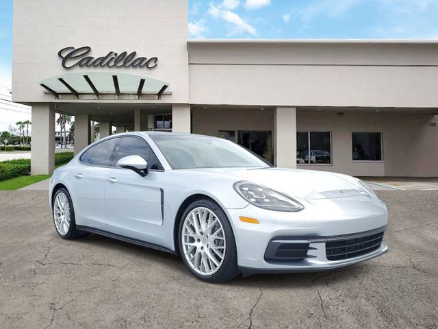 Used 2018 Porsche Panamera image 7