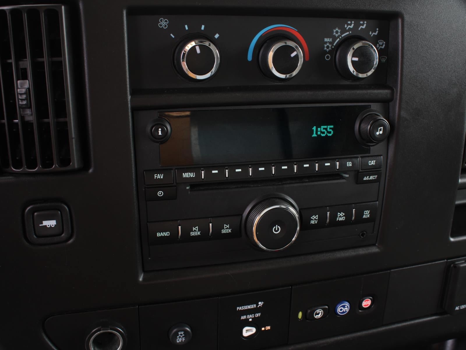 Used 2021 GMC Savana 4500 w/ Power Convenience Package RWD image 10