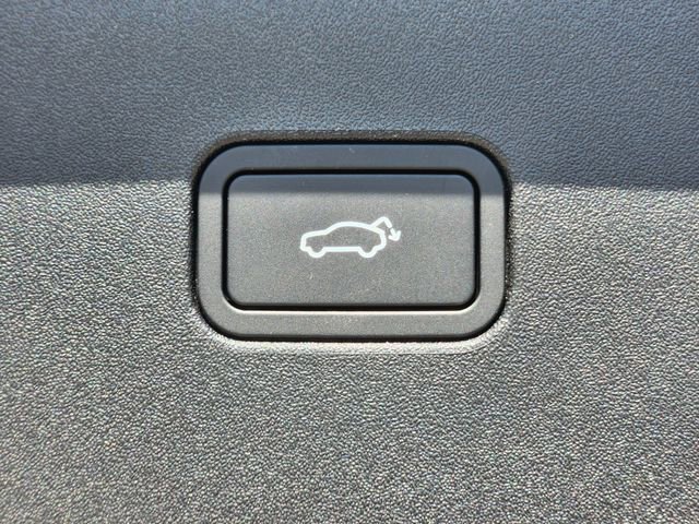 New 2026 Volvo EX30 Ultra w/ Protection Package Premier AWD/4WD image 17