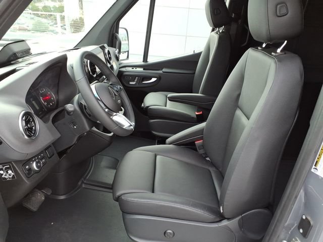 New 2025 Mercedes-Benz Sprinter 2500 image 16
