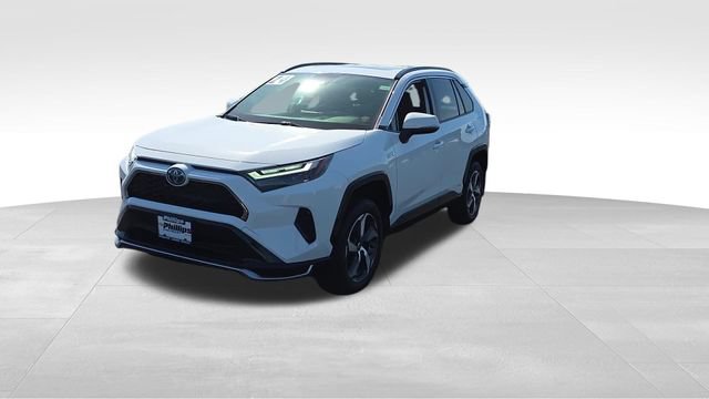Used 2024 Toyota RAV4 SE w/ Weather & Moonroof Package AWD/4WD image 8