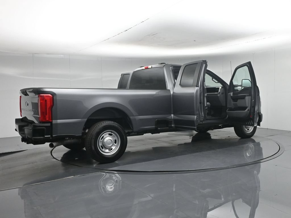 Certified 2025 Ford F250 XL RWD image 6