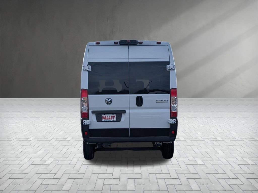 Used 2024 RAM ProMaster 2500 FWD image 6