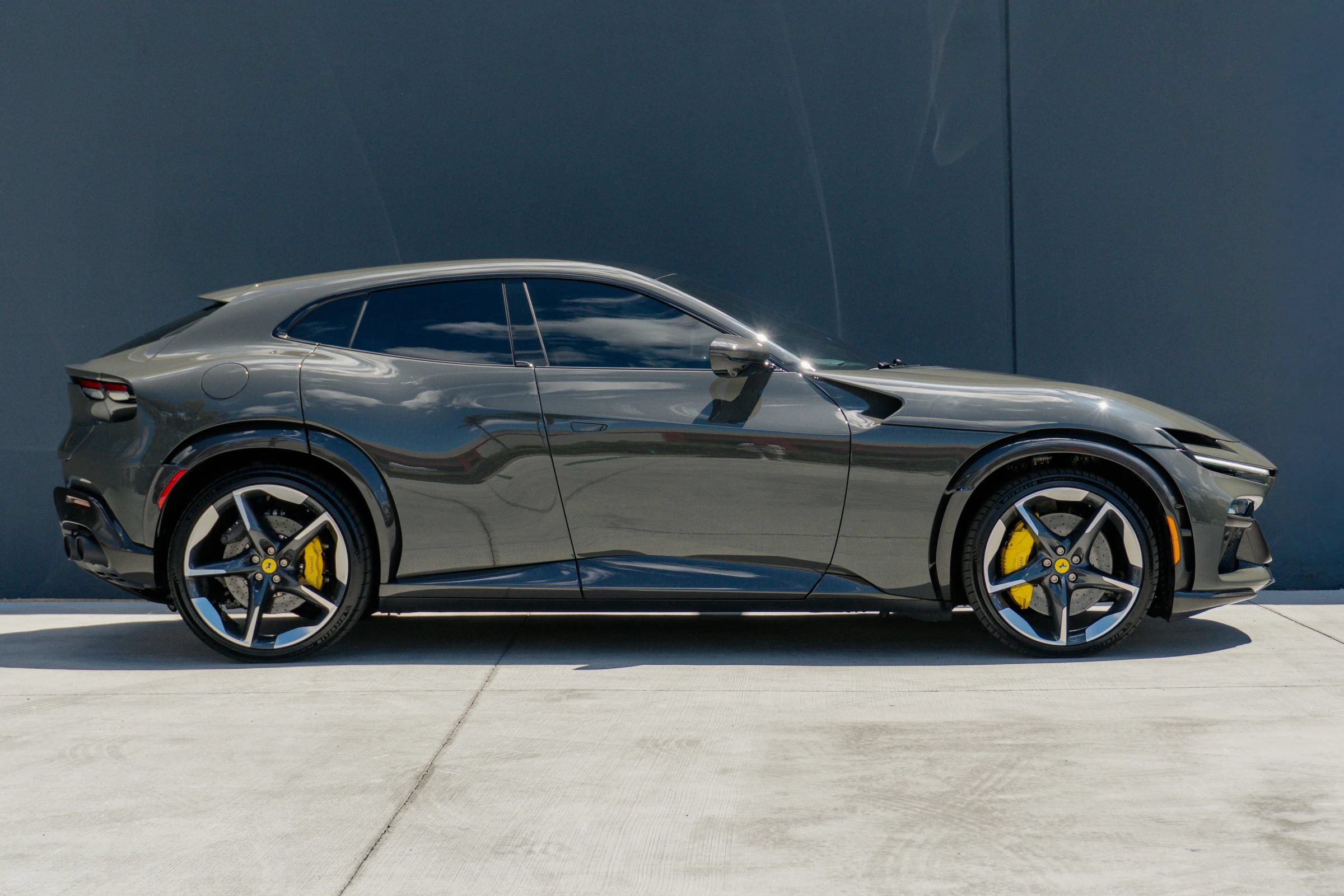 Used 2024 Ferrari Purosangue AWD/4WD image 6