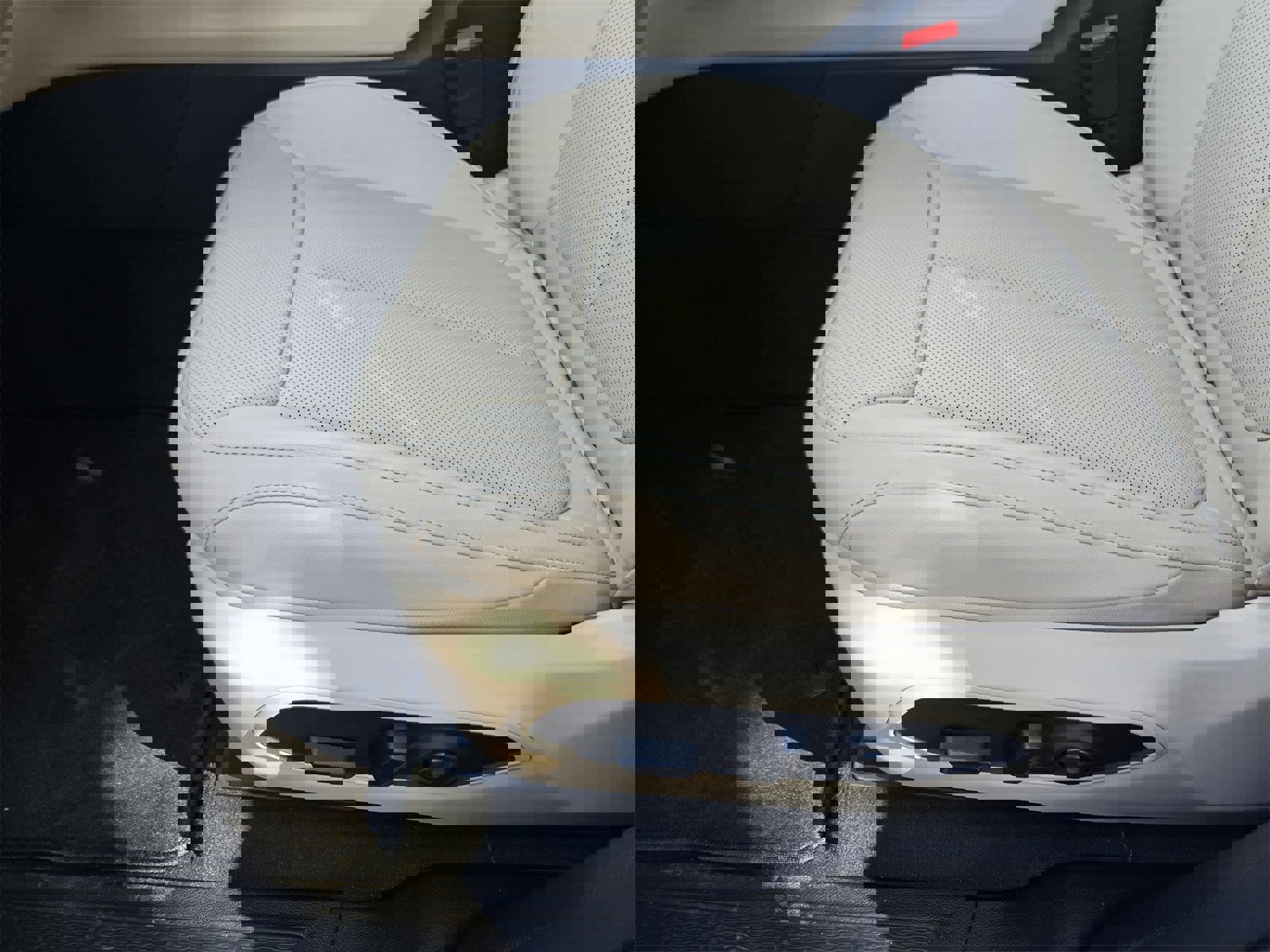 New 2025 Jeep Grand Cherokee L Limited w/ Luxury Tech Group II image 23