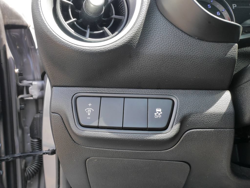 Used 2024 Kia Forte LXS FWD image 22