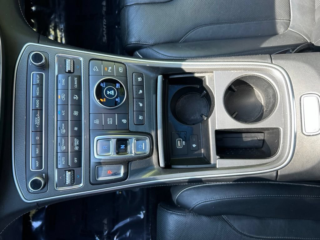 Used 2022 Hyundai Santa Fe Limited AWD/4WD image 19