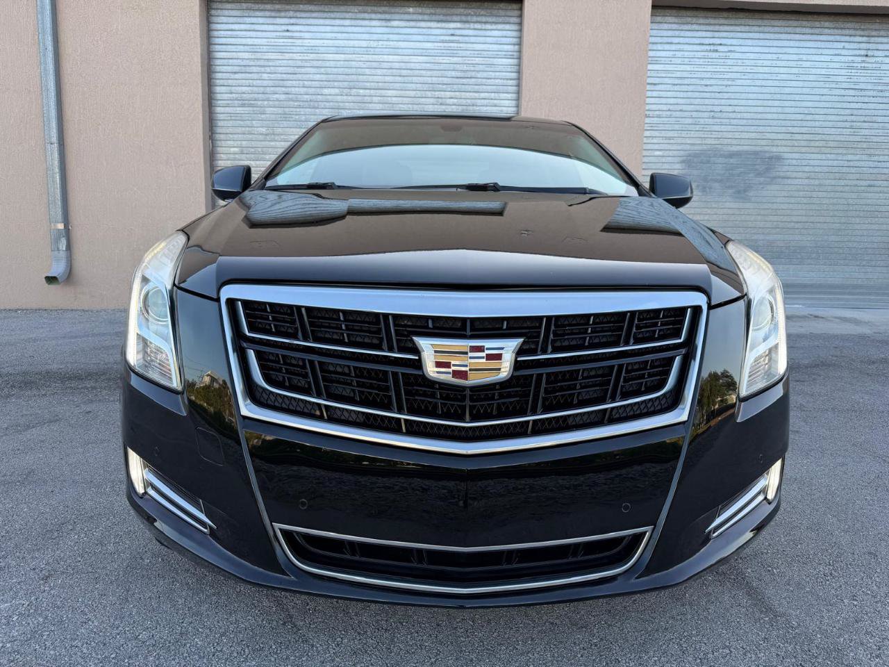 Used 2017 Cadillac XTS Luxury FWD image 4