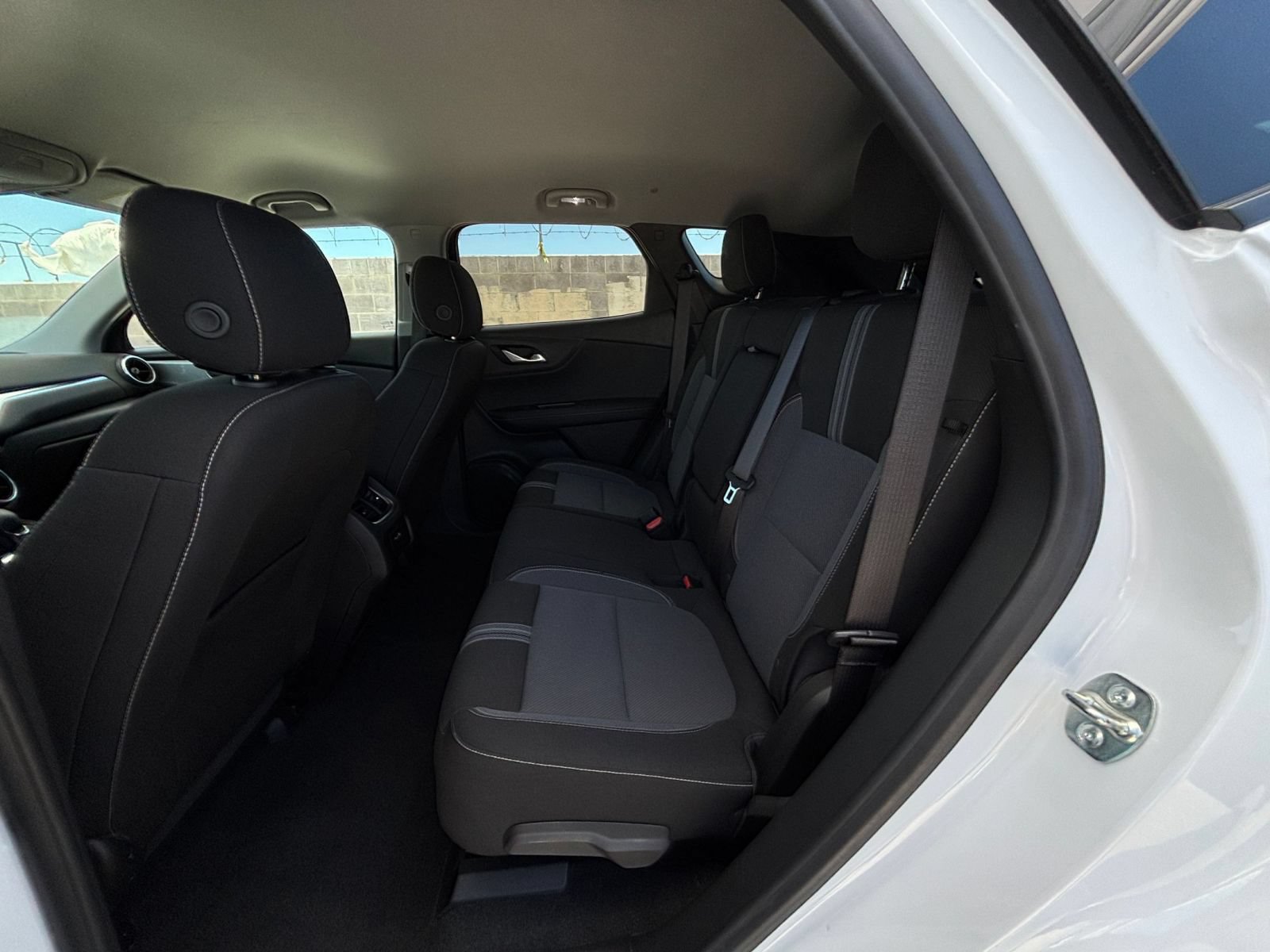 Used 2026 Chevrolet Blazer LT FWD image 37