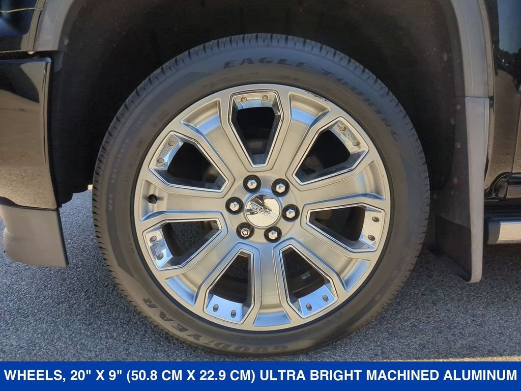 Used 2017 GMC Sierra 1500 Denali w/ Denali Ultimate Package AWD/4WD image 25