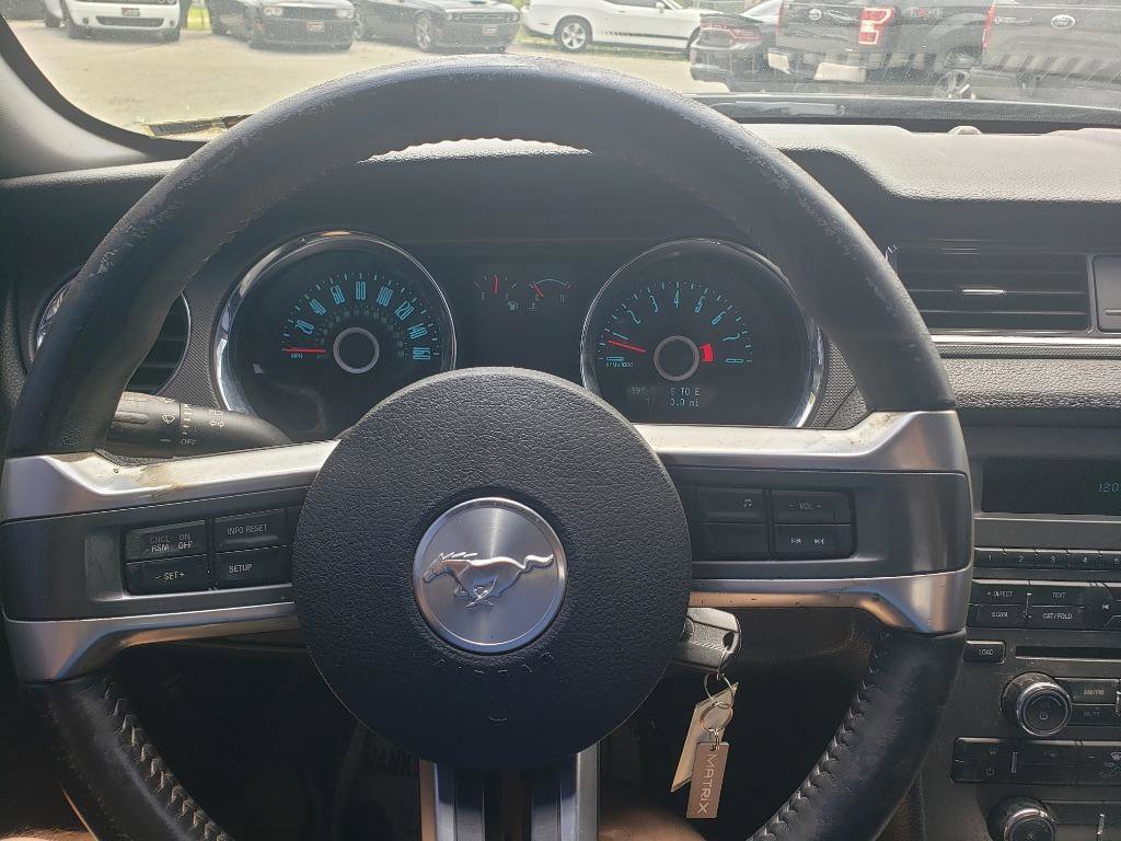 Used 2014 Ford Mustang Coupe image 14