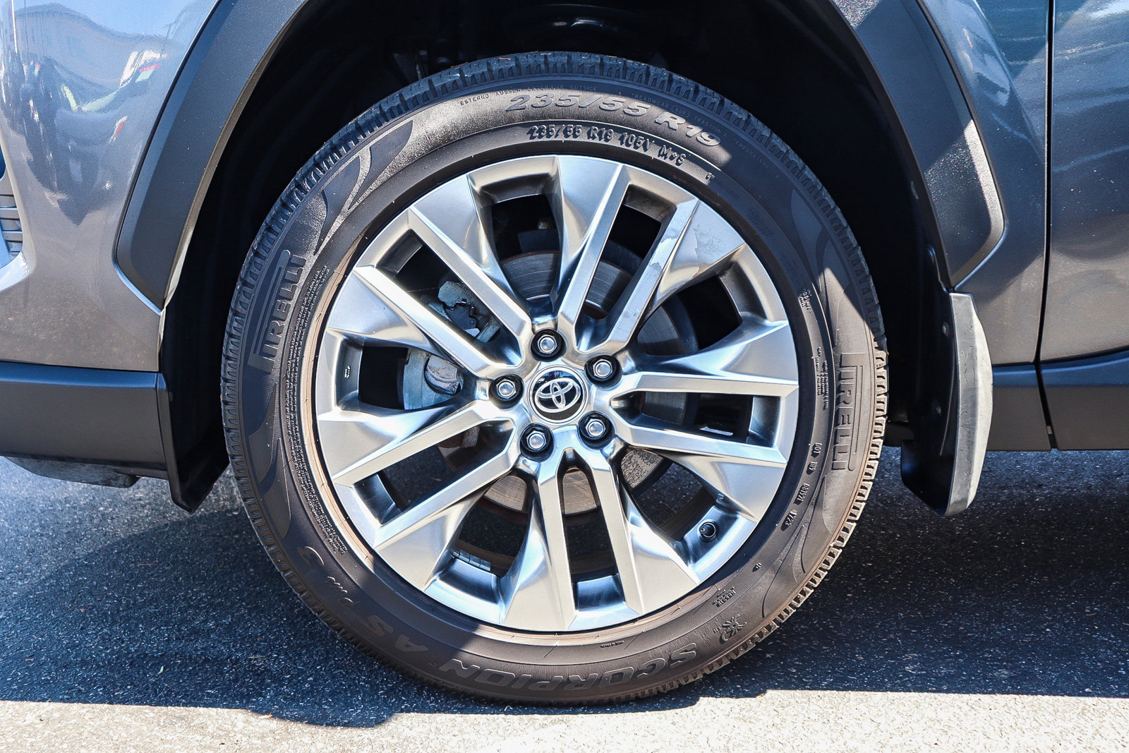 Certified 2020 Toyota RAV4 Limited FWD image 11