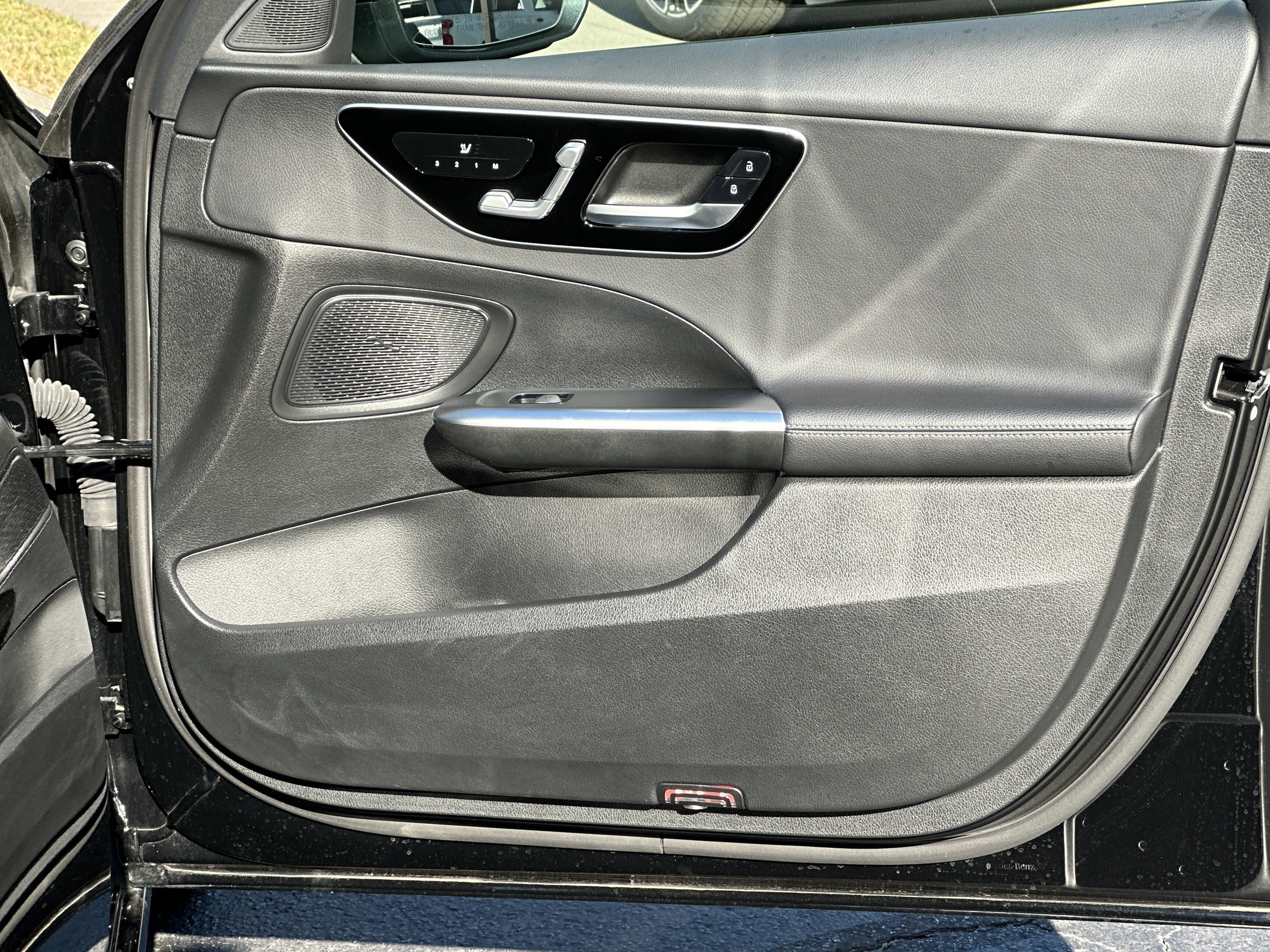 Used 2022 Mercedes-Benz C 300 Sedan image 14