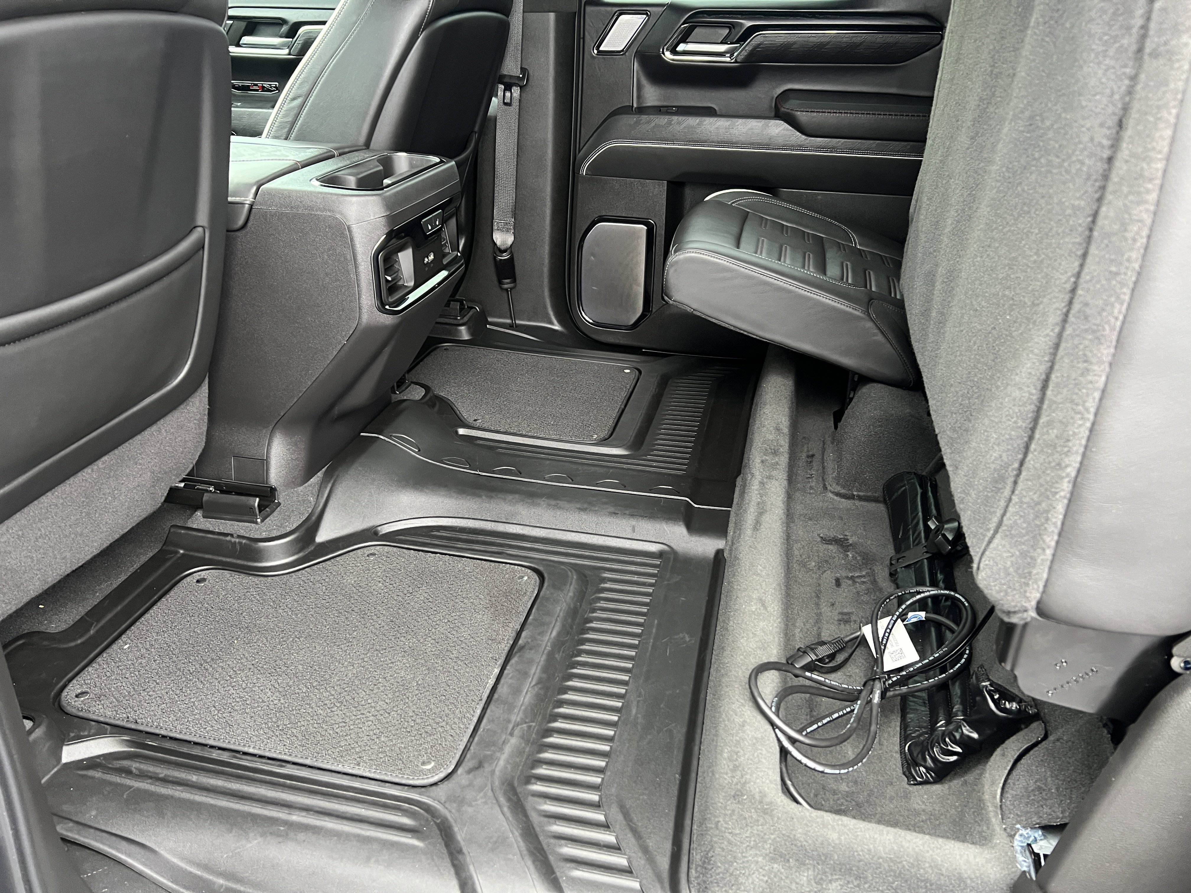 Used 2024 GMC Sierra 1500 AT4X AWD/4WD image 19