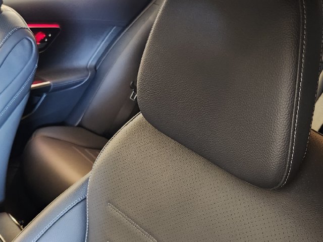 Used 2023 Mercedes-Benz C 300 4MATIC Sedan image 15